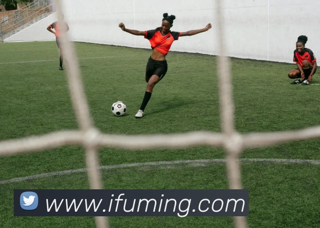 辽宁男篮鏖战击退广东队 末节发力守住胜果争夺升级